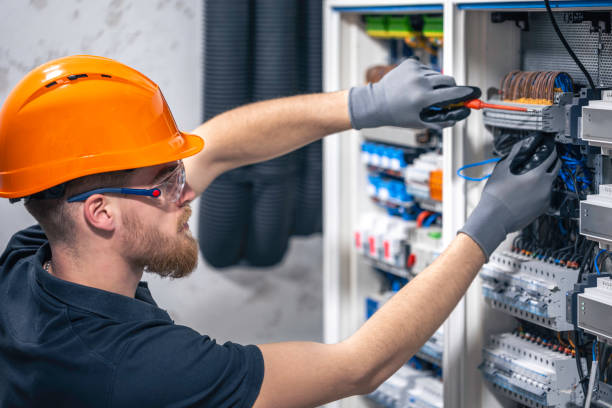 Best Licensed Electrician  in Fox Lake, IL